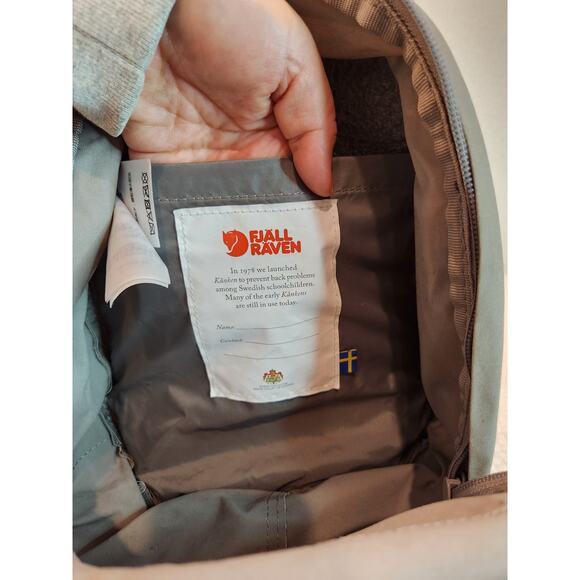 Fjällräven Kånken Mini Backpack Gray w/ Seat Pad Lightweight Classic 10"x8" - Picture 6 of 8